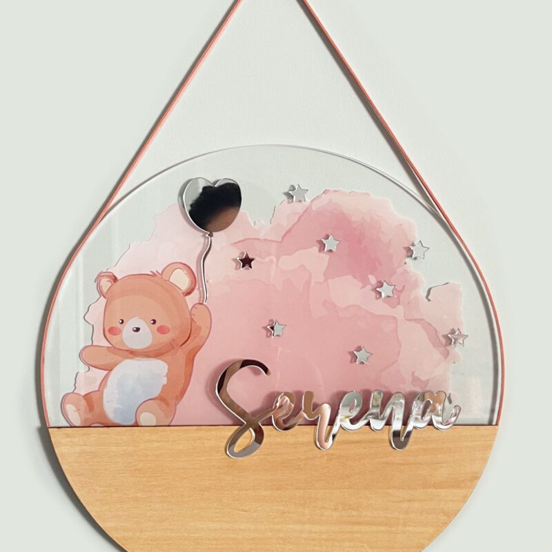 Porta Maternidade de Acrílico com Madeira Urso Rosa