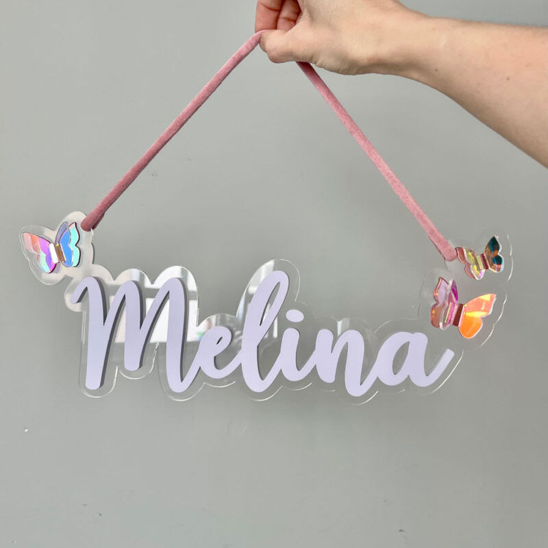 Porta Maternidade Nome Acrilico Duplo Borboletas