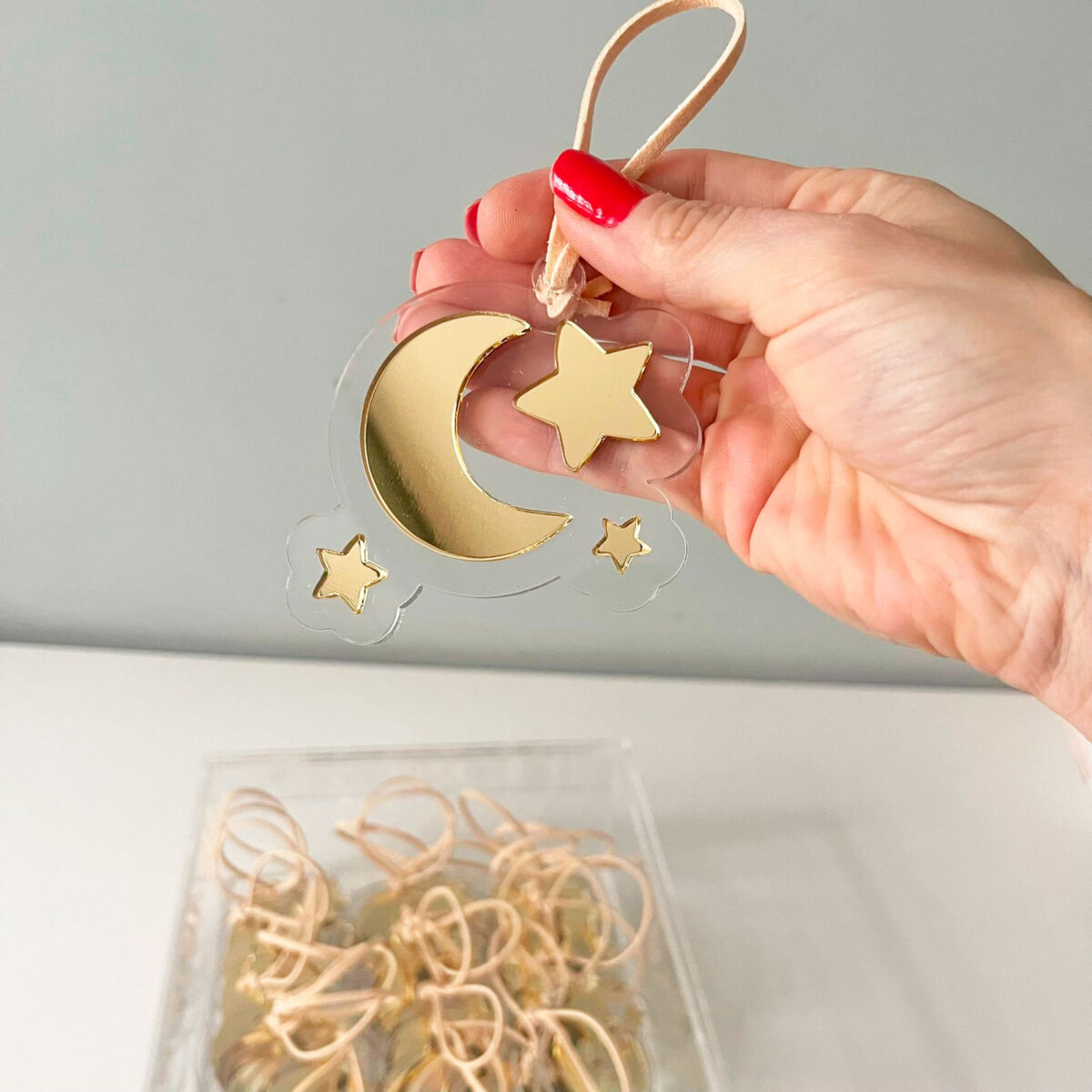 Pingente Acrílico Estrelas e Lua