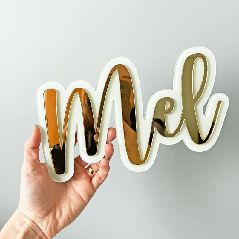 Nome Acrílico Duplo Verde e Dourado